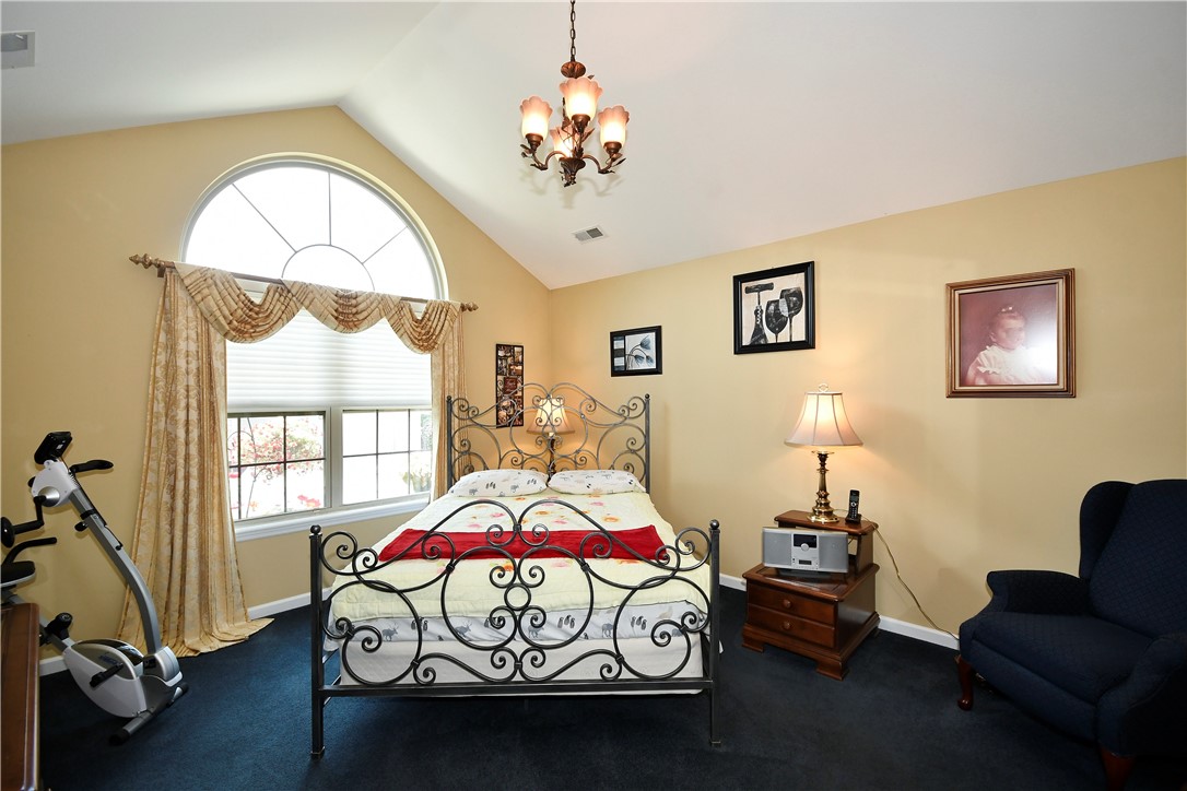 414 PINE BROOK CT