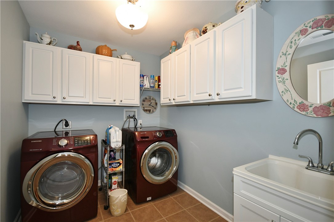 414 PINE BROOK CT