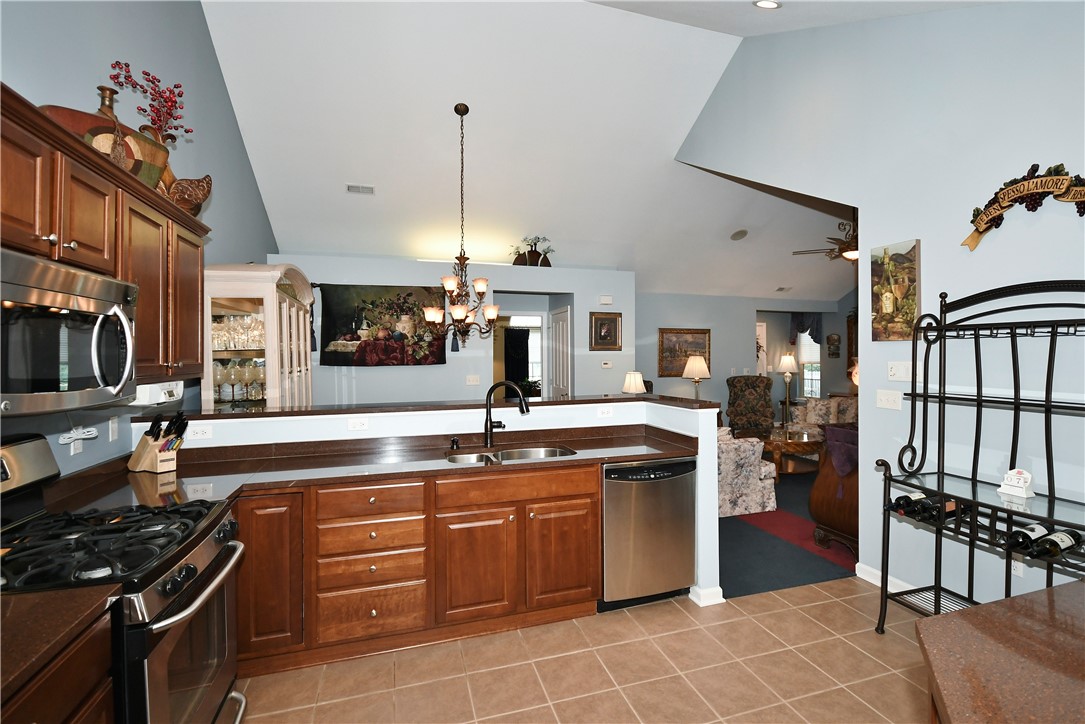 414 PINE BROOK CT
