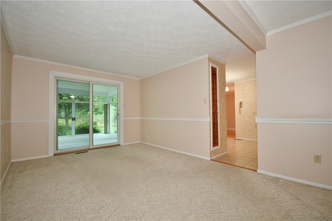 185 HAZELWOOD DR