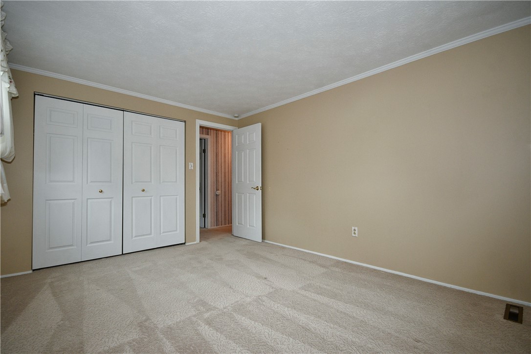 185 HAZELWOOD DR