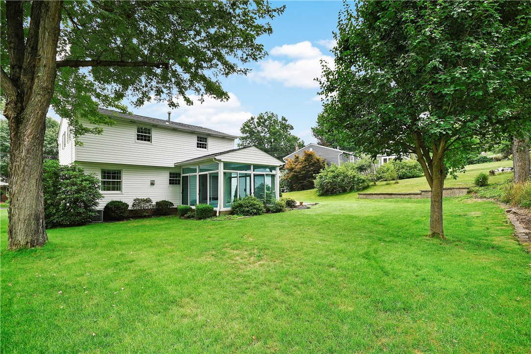 185 HAZELWOOD DR