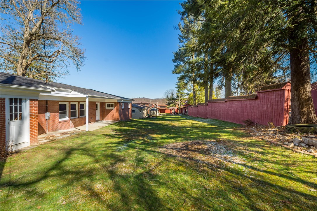 27 N JOHNSON RD