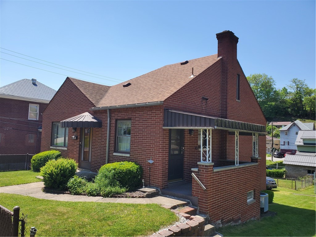 811 Mill St