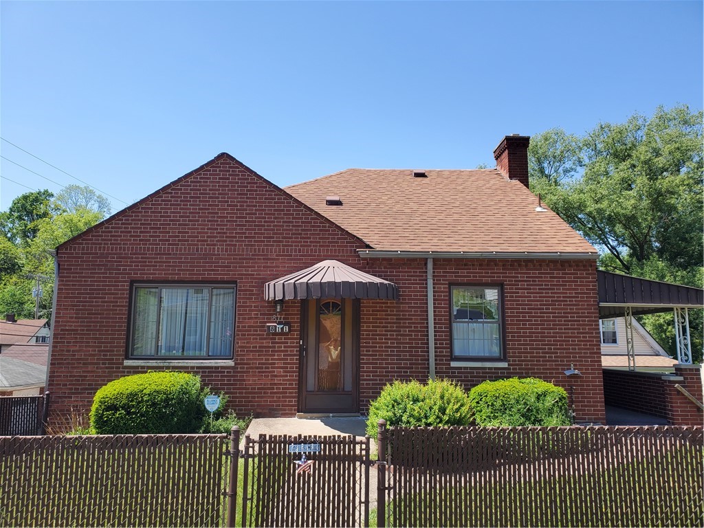 811 Mill St