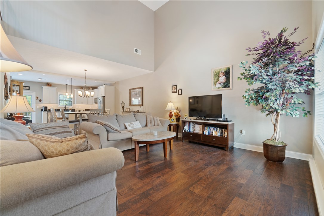 304 Chambers Dr