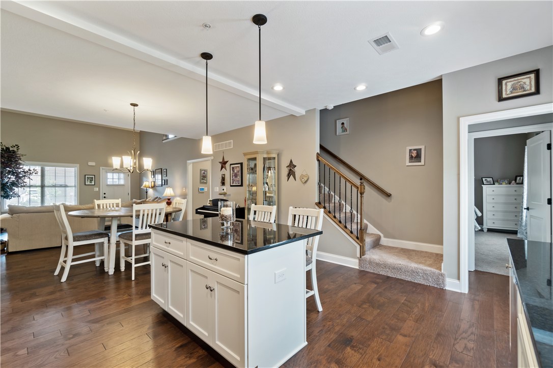 304 Chambers Dr