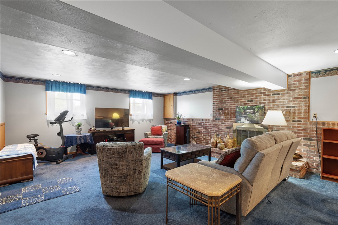 1150 LUCIA DRIVE