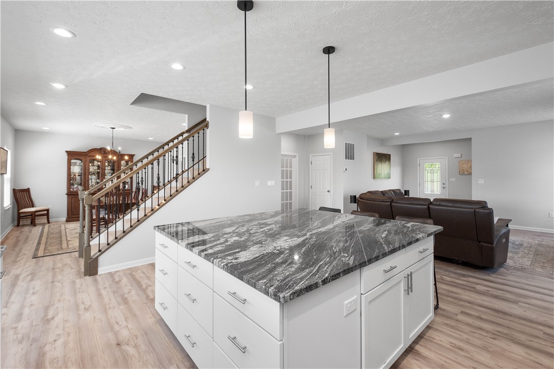 441 GARDENIA DRIVE