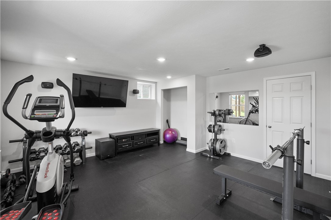 441 GARDENIA DRIVE