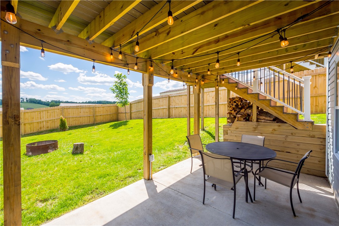 441 GARDENIA DRIVE