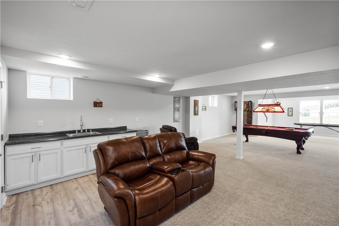 441 GARDENIA DRIVE