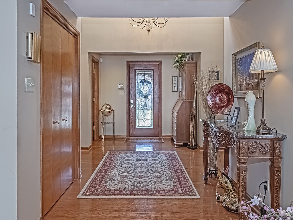 4 Glennvue Drive