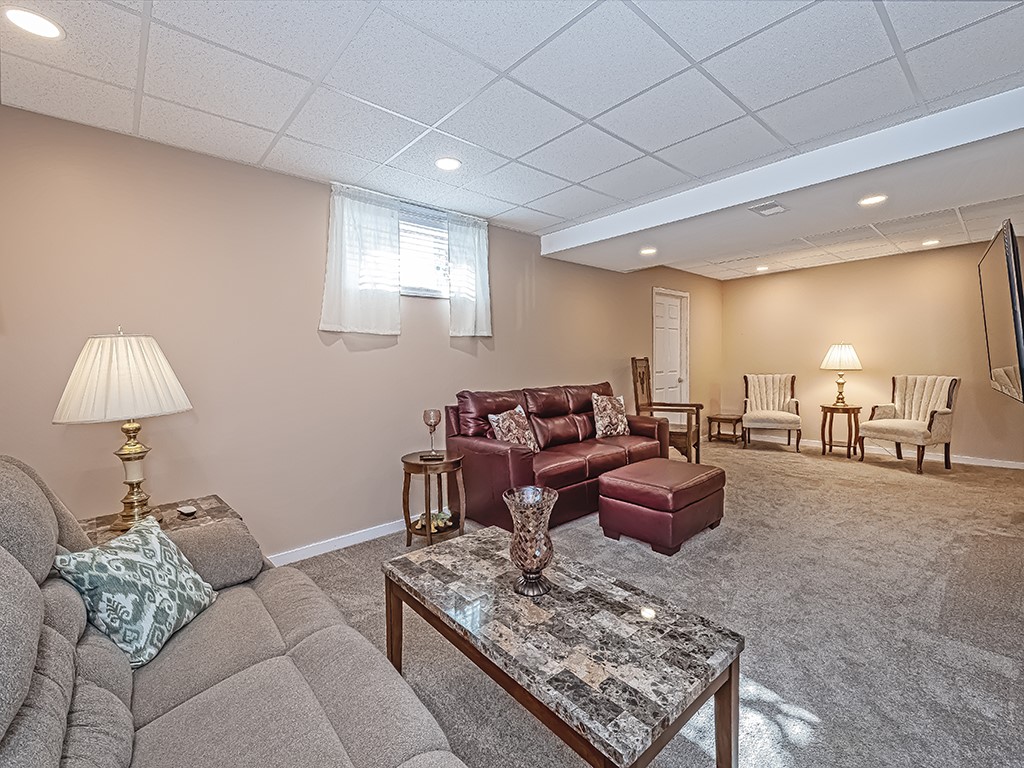 4 Glennvue Drive