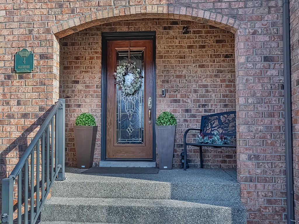 4 Glennvue Drive