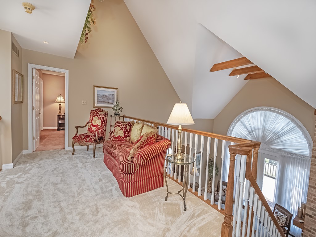 4 Glennvue Drive