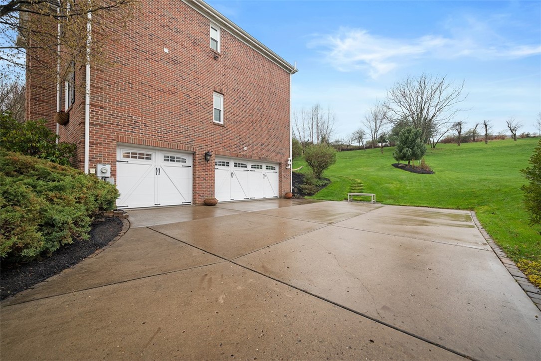 2011 Condor Lane
