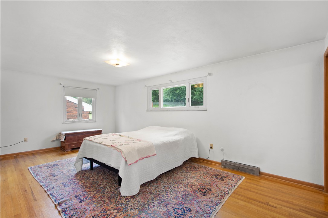 60 FAIRHILL DR