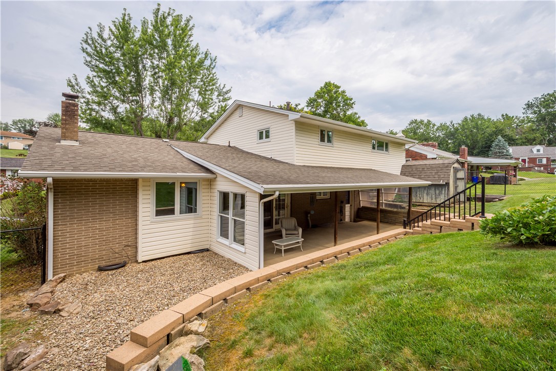 60 FAIRHILL DR