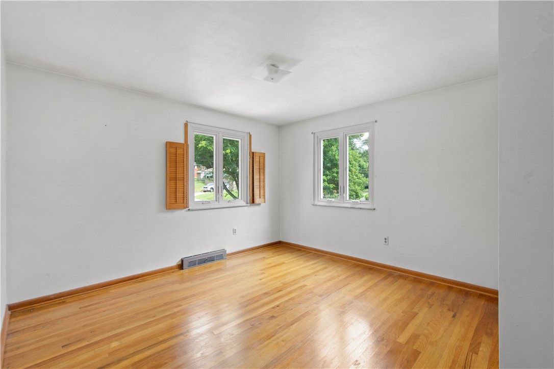 60 FAIRHILL DR