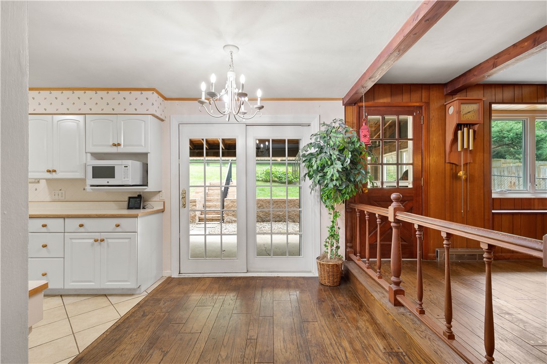 60 FAIRHILL DR