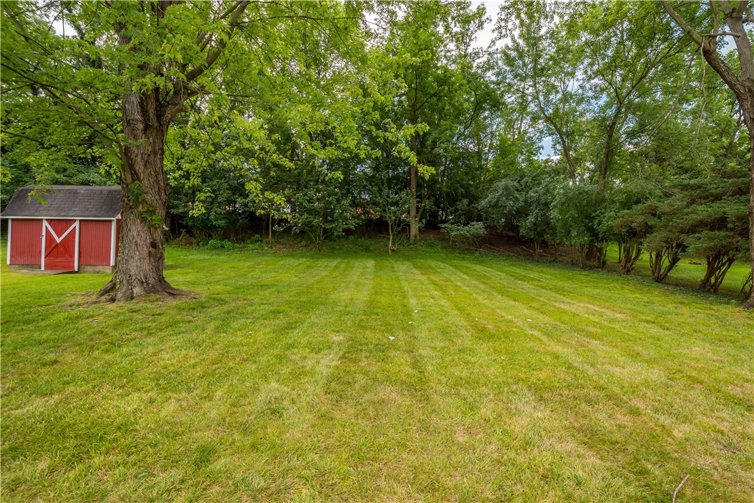 60 FAIRHILL DR