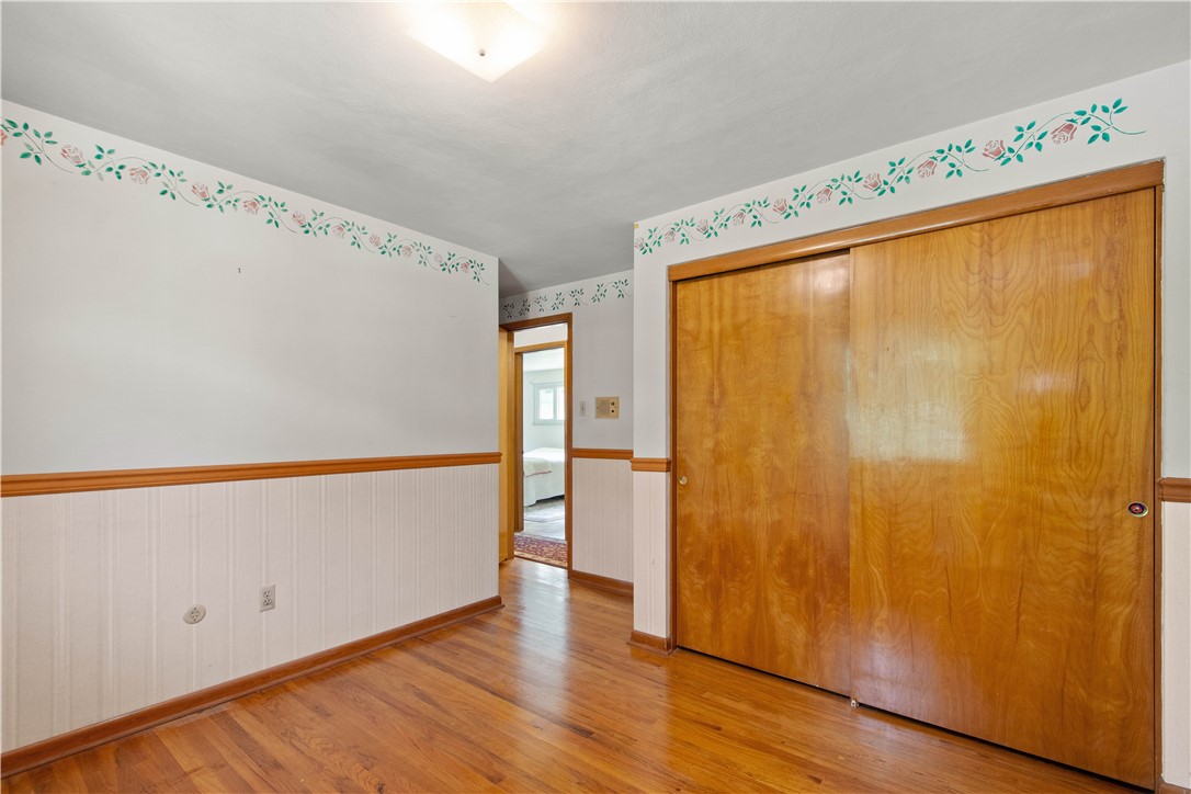 60 FAIRHILL DR