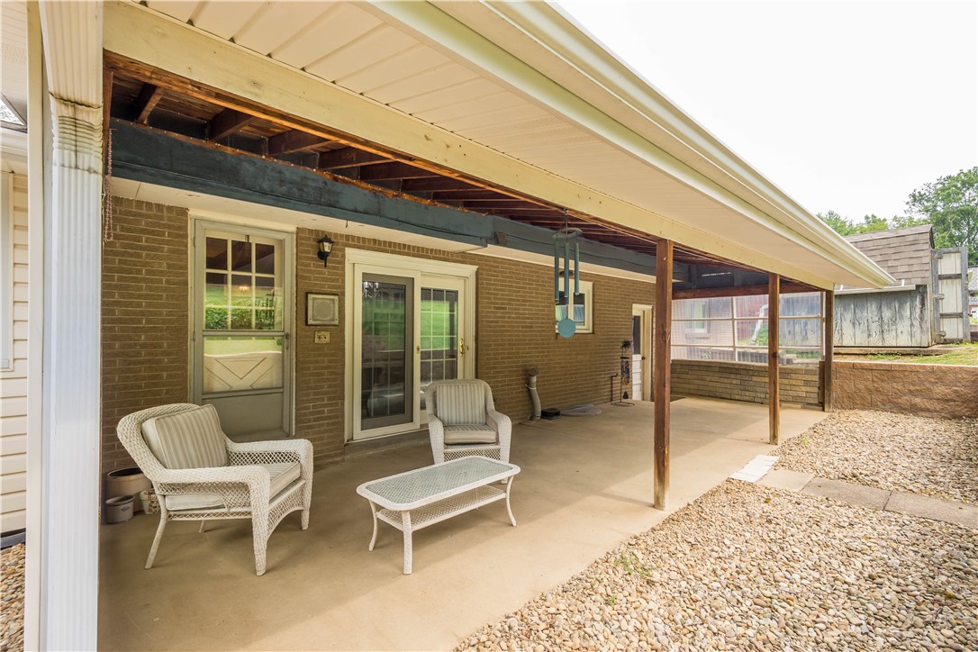 60 FAIRHILL DR