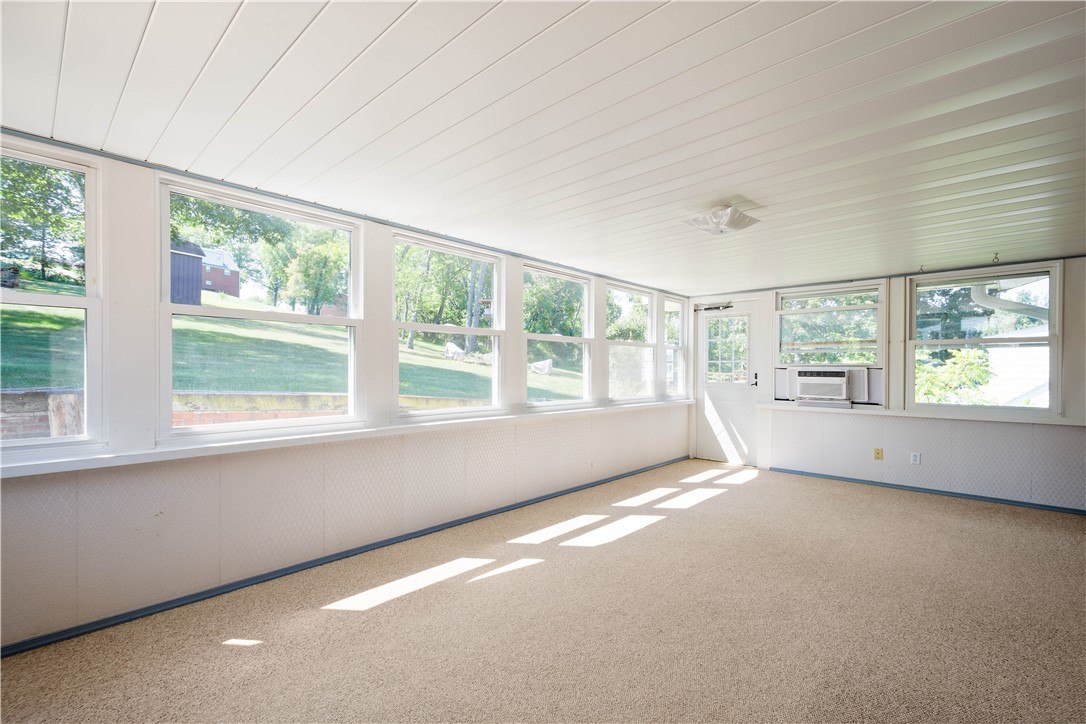 177 E Highland Dr