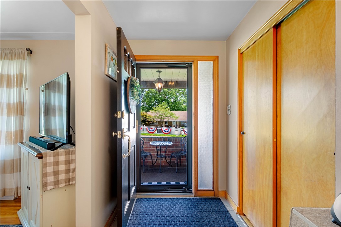 214 ROSS STR