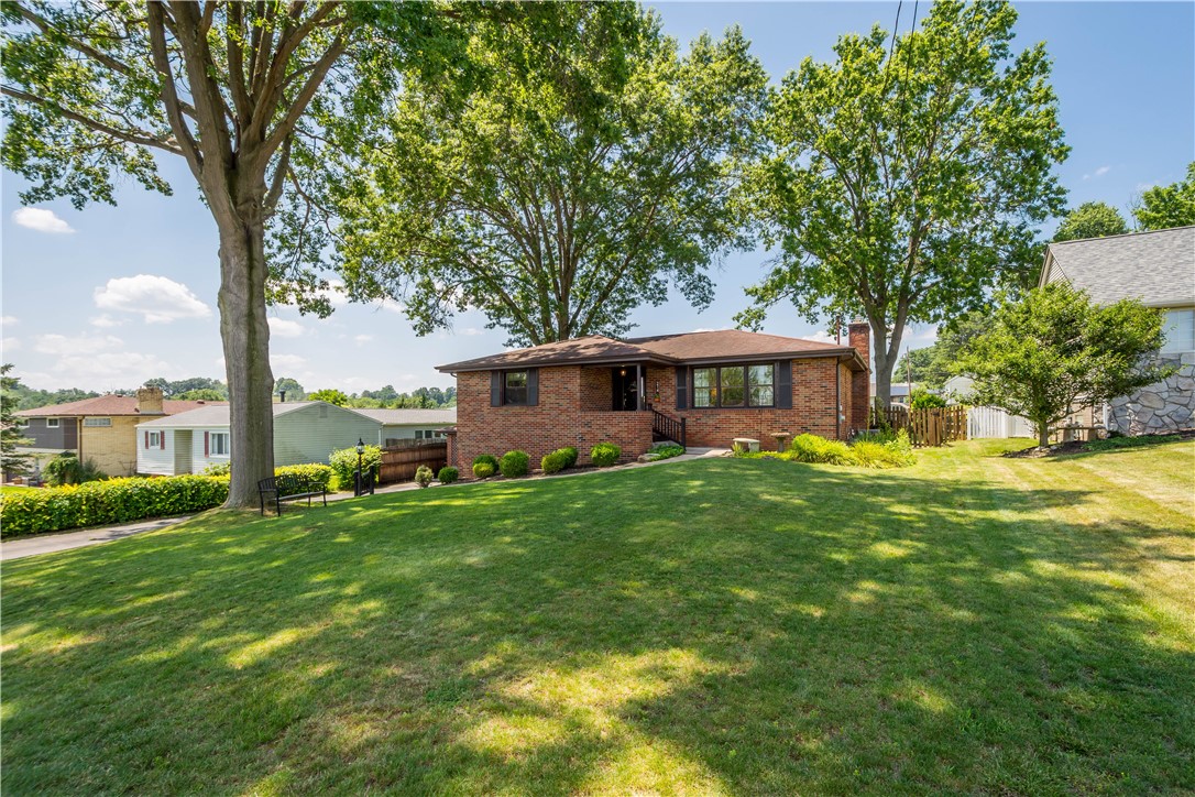 214 ROSS STR