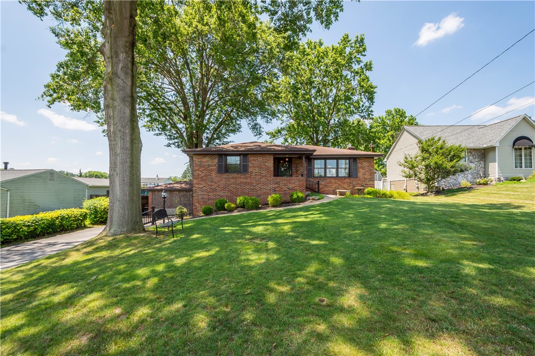 214 ROSS STR