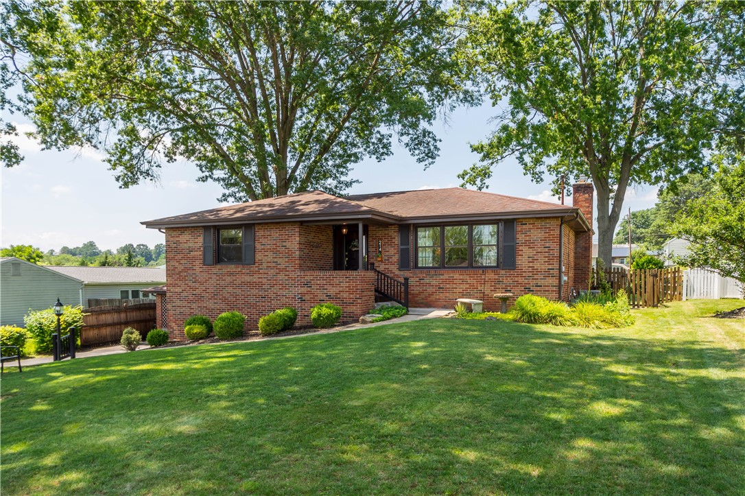 214 ROSS STR
