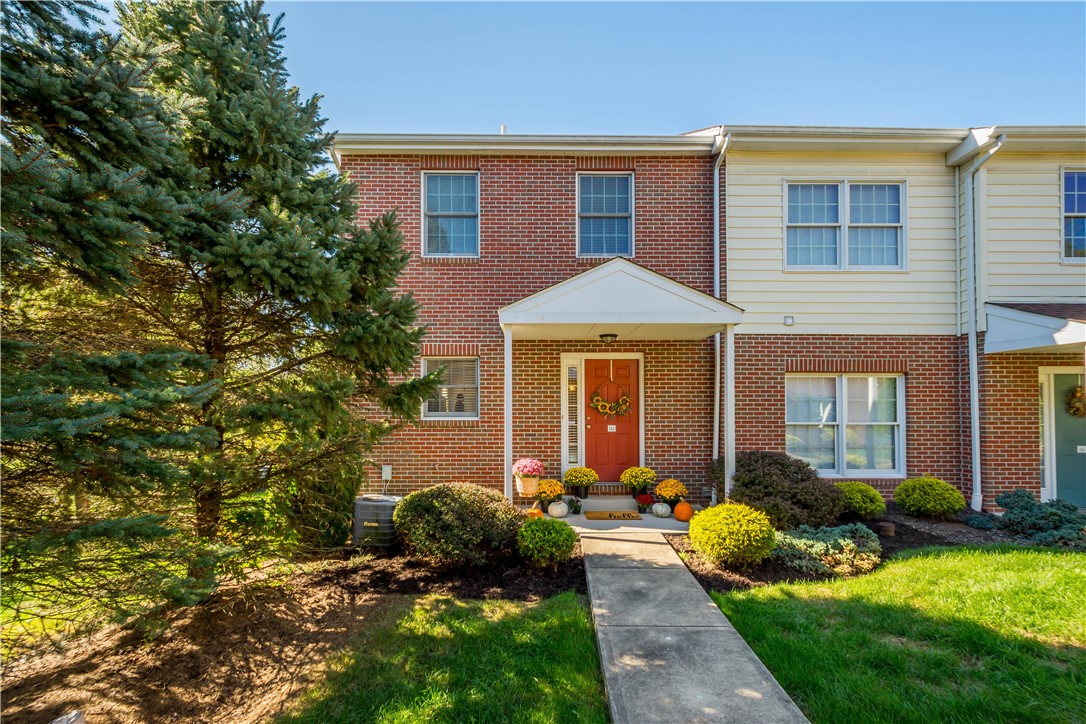 112 BAYBERRY CT