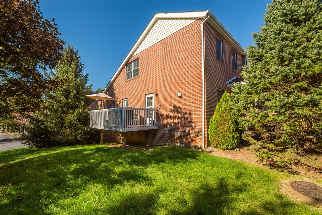 112 BAYBERRY CT