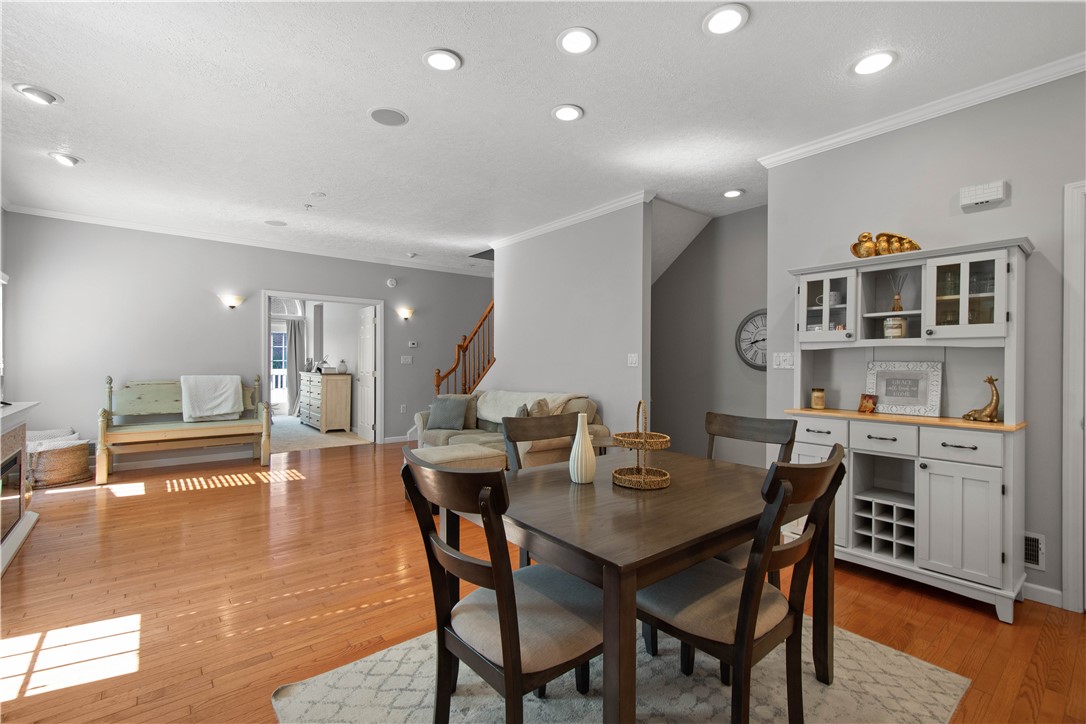 112 BAYBERRY CT