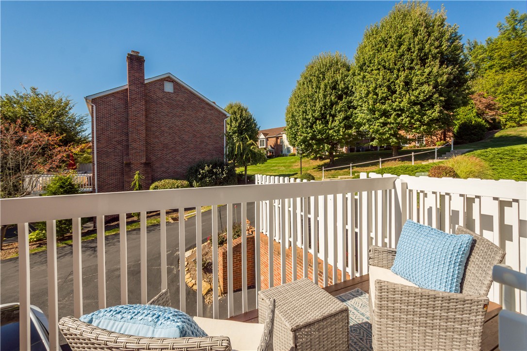112 BAYBERRY CT