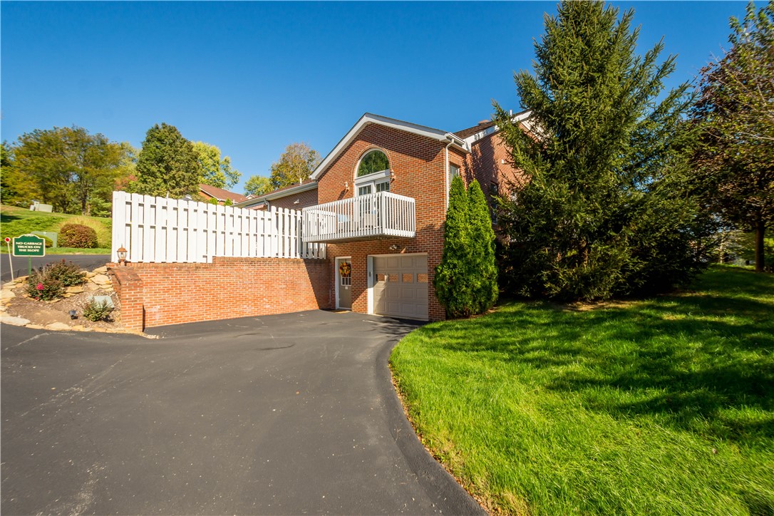 112 BAYBERRY CT