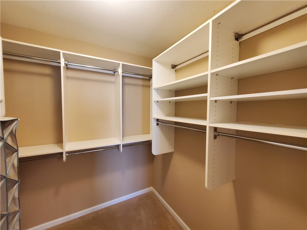 230 GLEN ARDEN CIRCLE