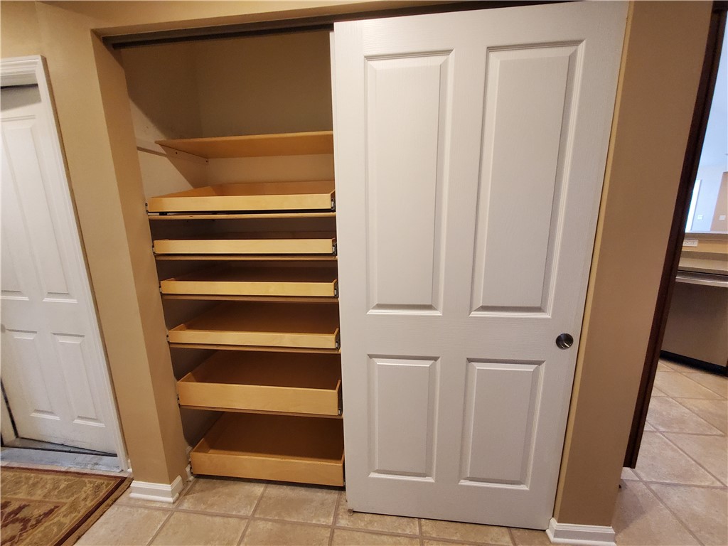 230 GLEN ARDEN CIRCLE