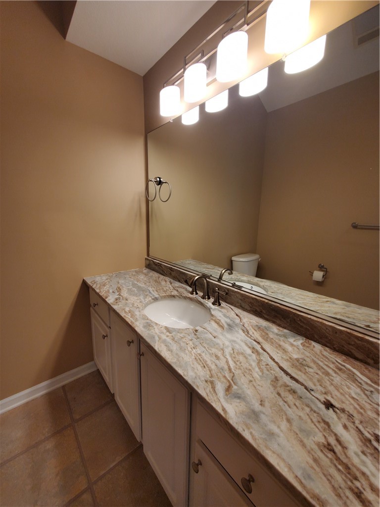 230 GLEN ARDEN CIRCLE