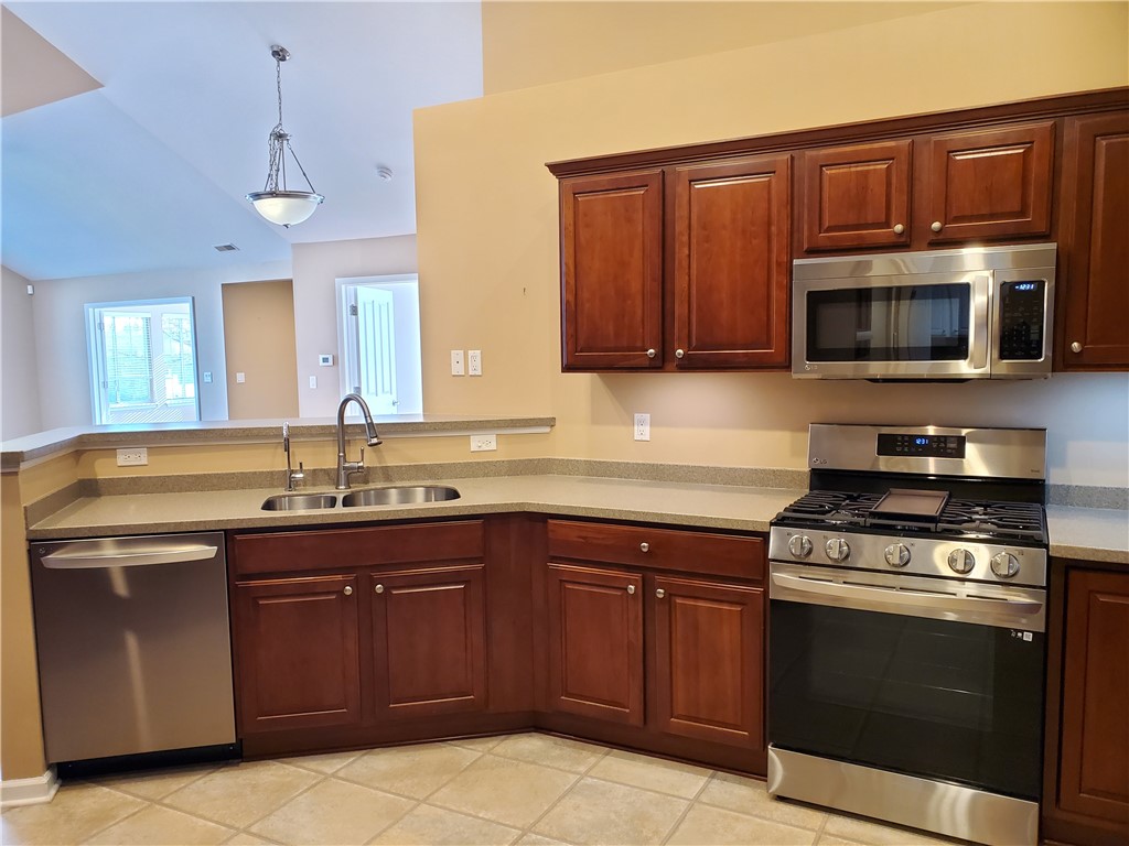 230 GLEN ARDEN CIRCLE