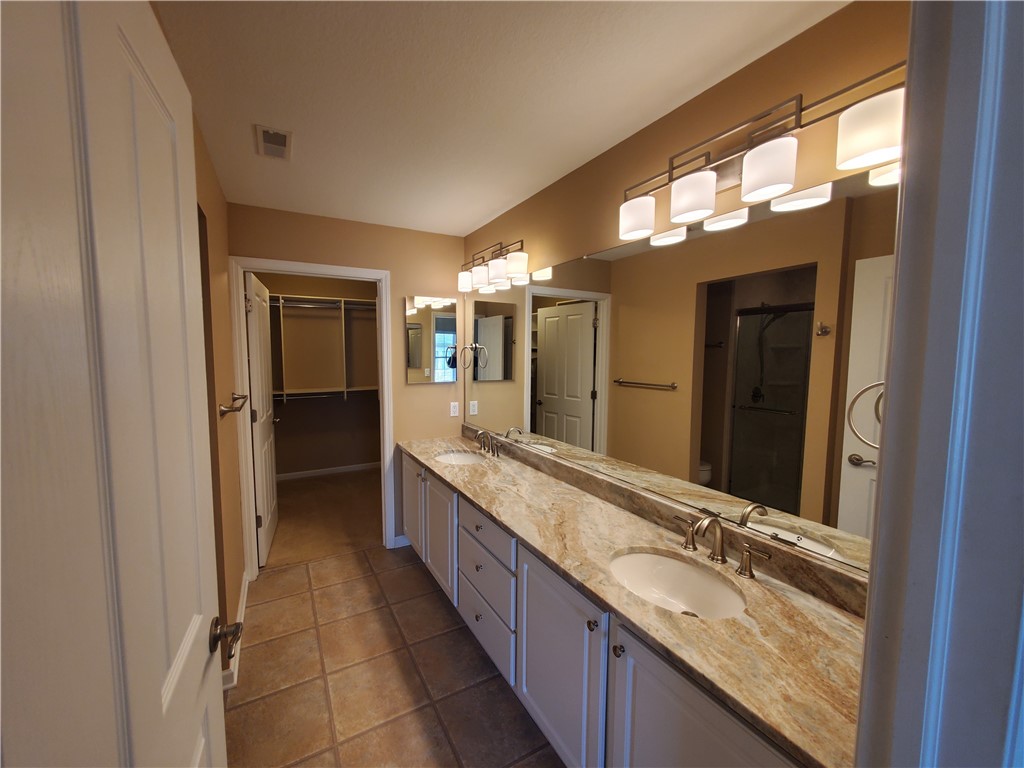 230 GLEN ARDEN CIRCLE