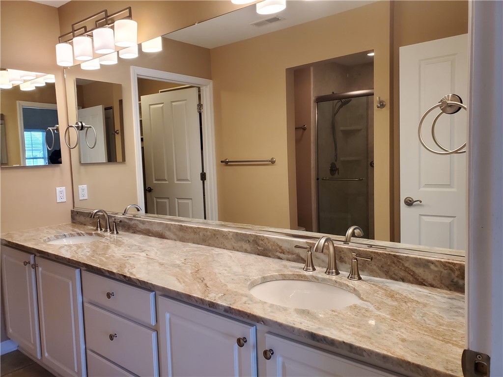 230 GLEN ARDEN CIRCLE