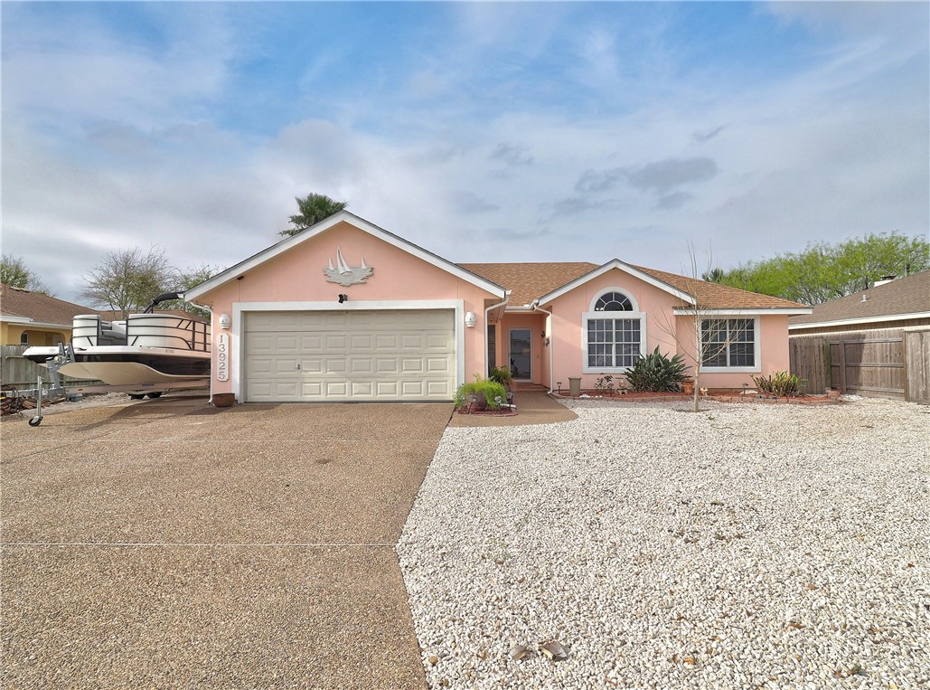 13925 Primavera Dr