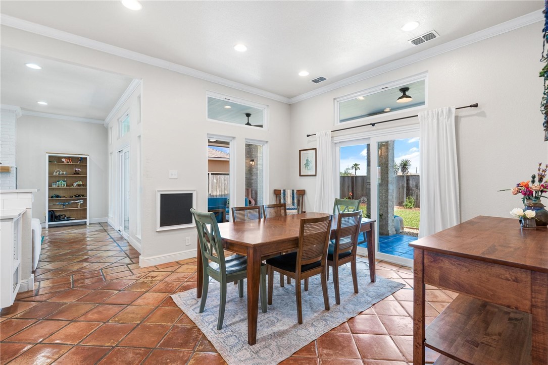 16118 Broomsedge St