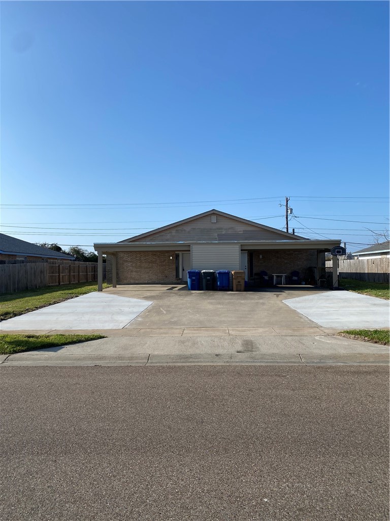 313 Easy St A