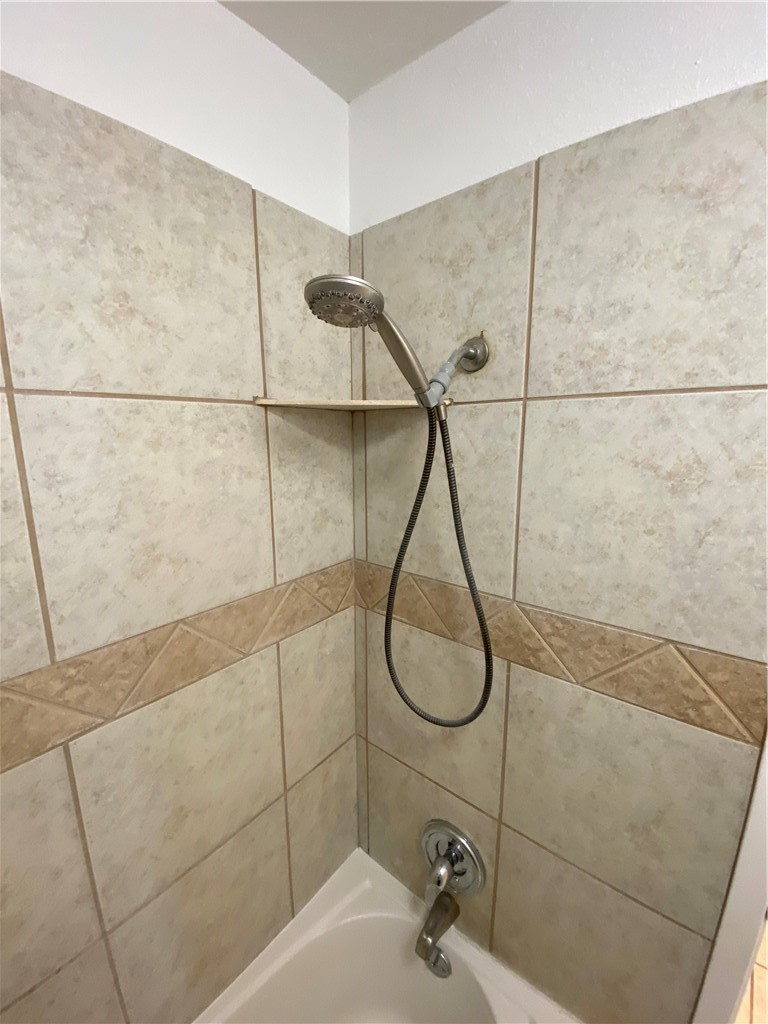 313 Easy St A