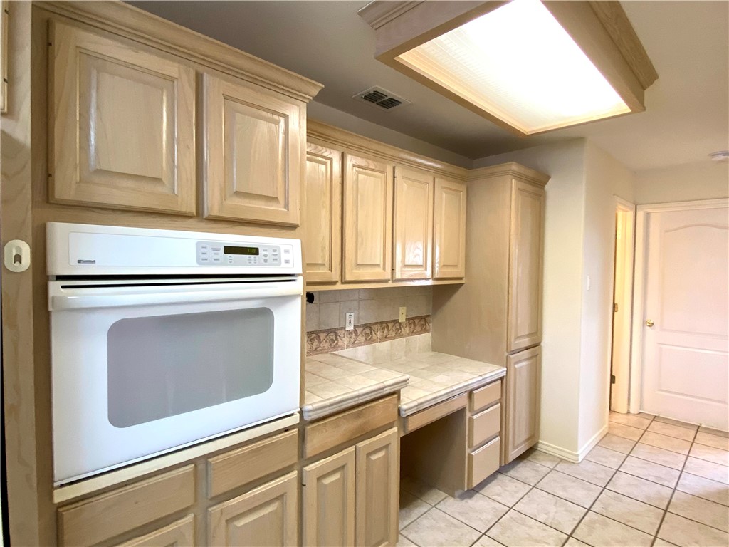 13937 Blackbeard Dr