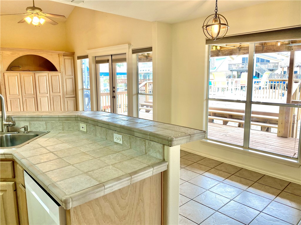 13937 Blackbeard Dr